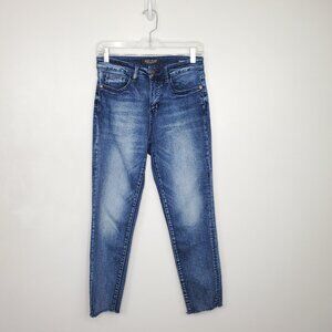 Judy Blue Relaxed Fit Stretchy Jeans Size 5/27 Medium Wash Fading Whiskering